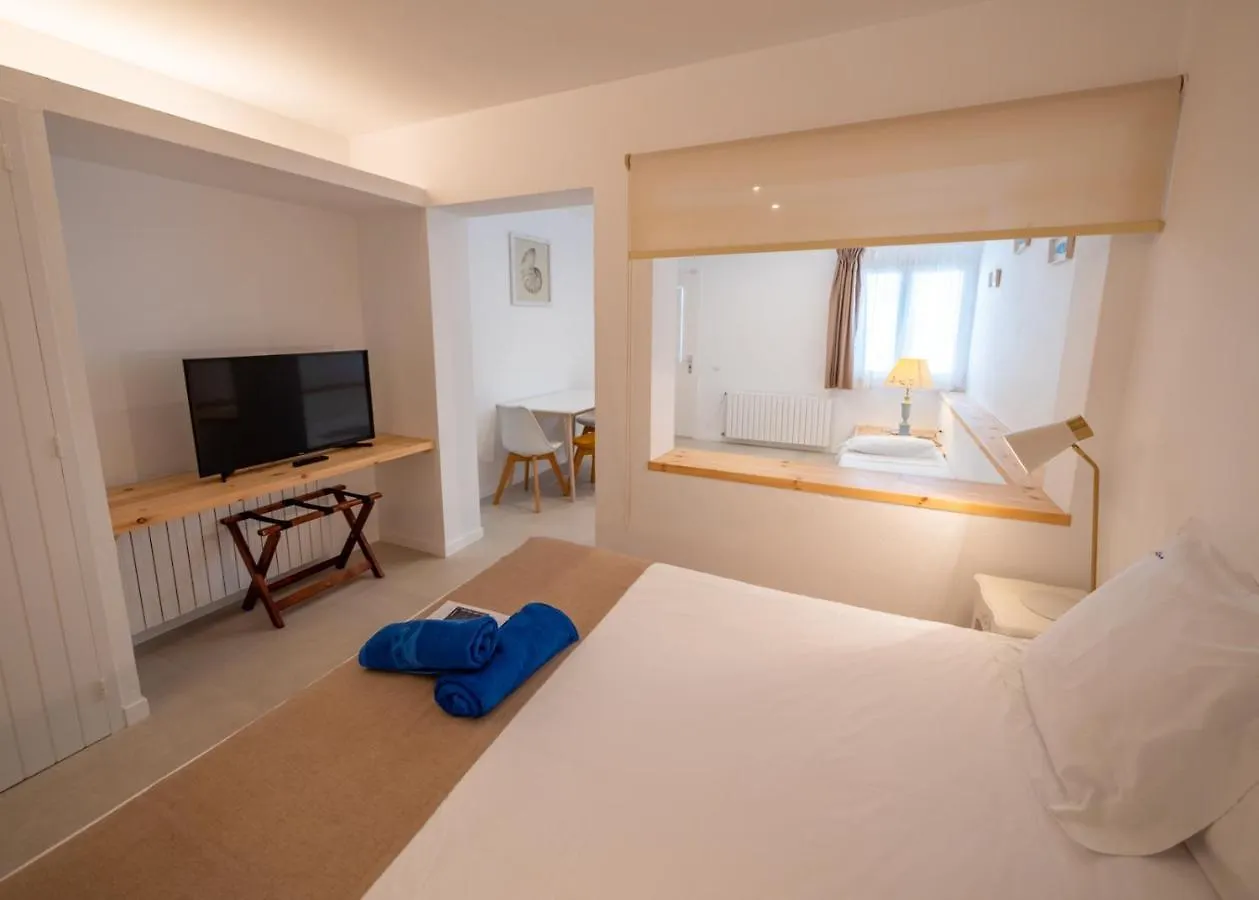 ***  Hotel Calina Cadaqués Spagna