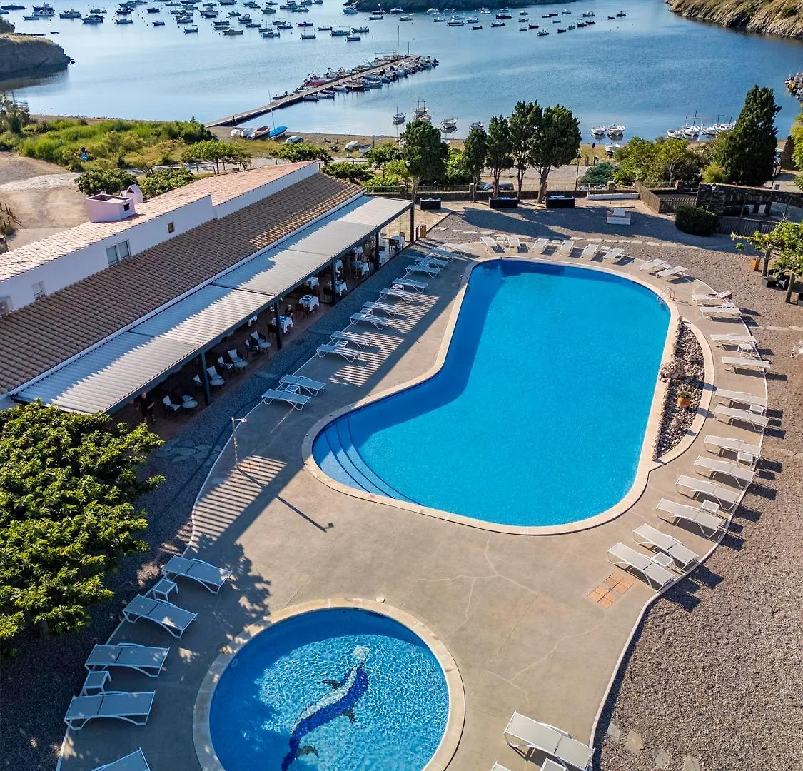 Hotel Calina Cadaqués 3*,  Spagna